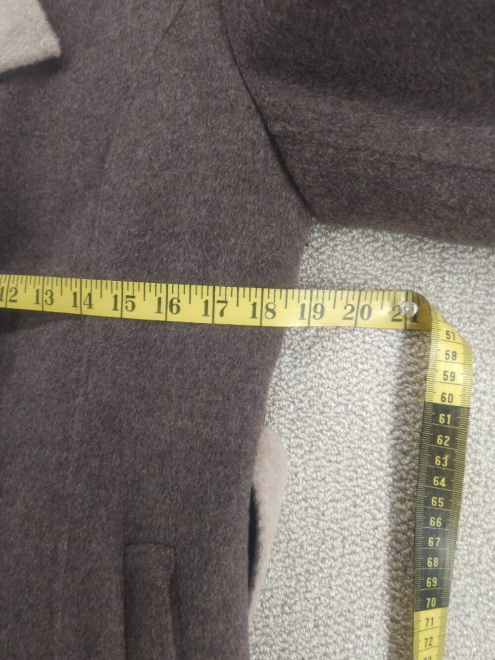 Wool Blend Coat, Color Block Collar, Tailored, Korean-Made - Picture 8 of 11